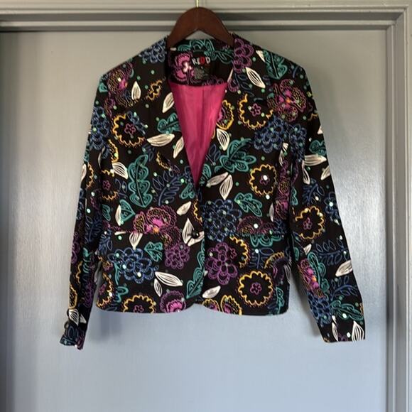 Redd Jeans Jackets & Blazers - REDD Jeans sz 8 Denim Floral Button JACKET Sequins Pockets Long Sleeves Lined